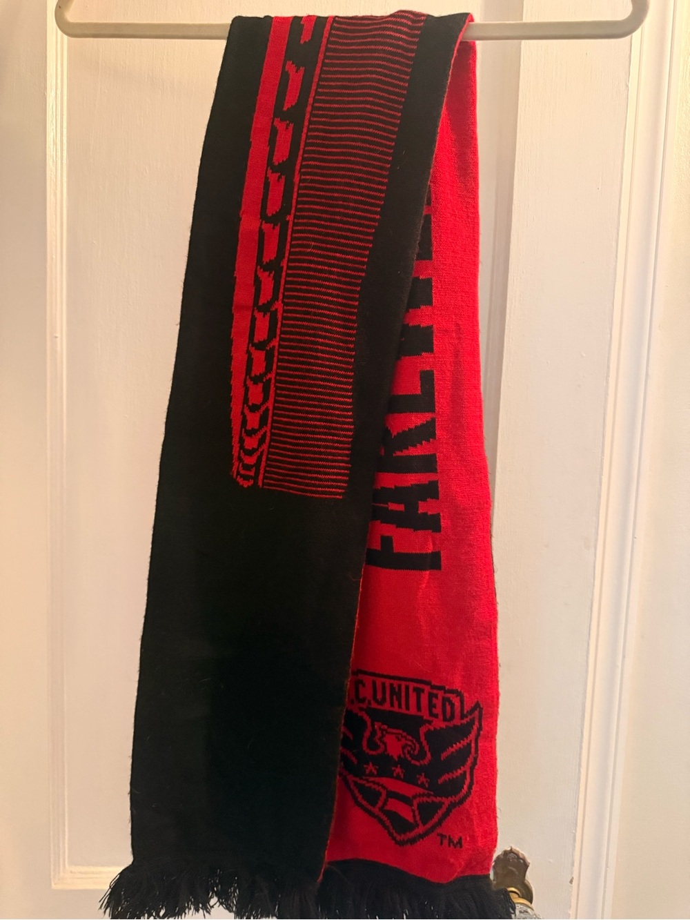 D.C. United Red & Black Farewell to RFK Stadium Reversible Knit Scarf - Picture 6 of 6